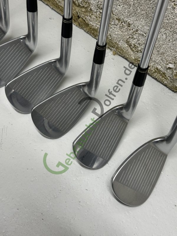 Srixon i-404 Eisensatz 3-P, Rechts, Stiff-Flex, Stahl - Image 3