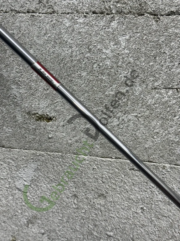 Detailaufnahme eines Golfschlägers