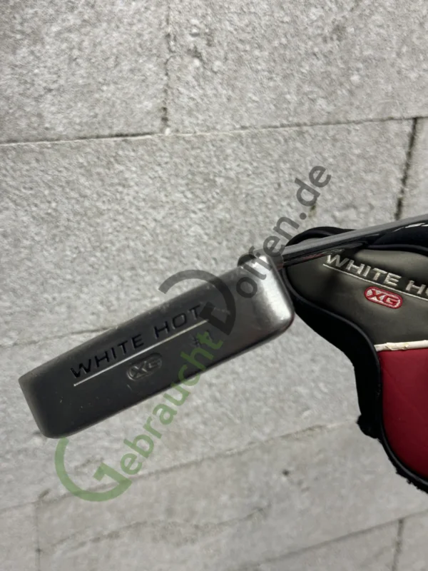 Detailaufnahme eines Golfschlägers