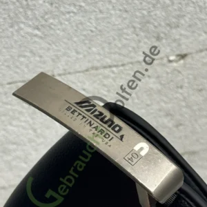 Detailaufnahme eines Golfschlägers