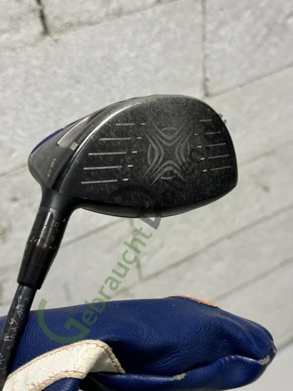 Detailaufnahme eines Golfschlägers