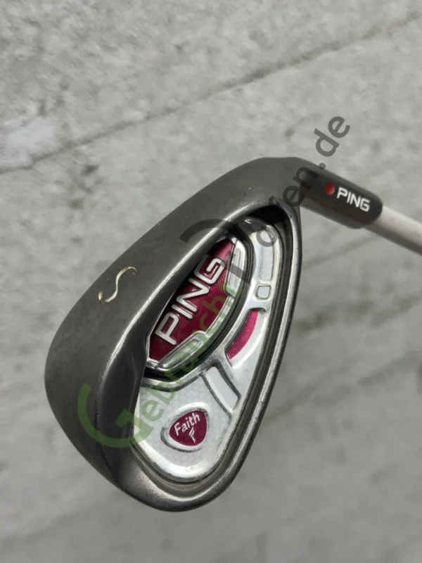 PING Faith Sand Wedge 56º, Rechts RH, Graphit, Ladies-Flex, red dot