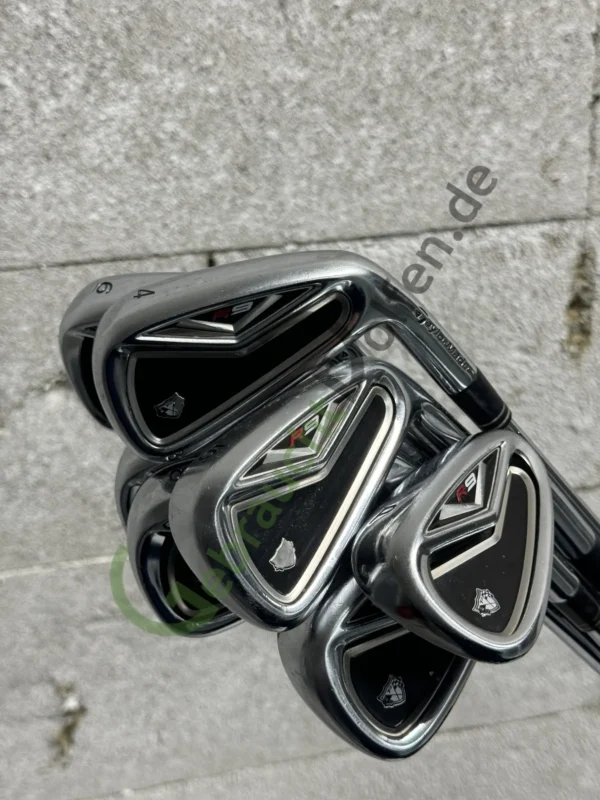TaylorMade R9 Eisensatz 4-P, Rechts RH, Stahl +0,5", Stiff-Flex