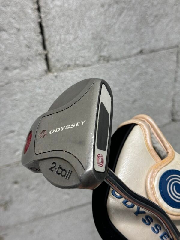 Odyssey 2-ball Putter 35", RH Rechts, Two-Thumb Griff, Cover