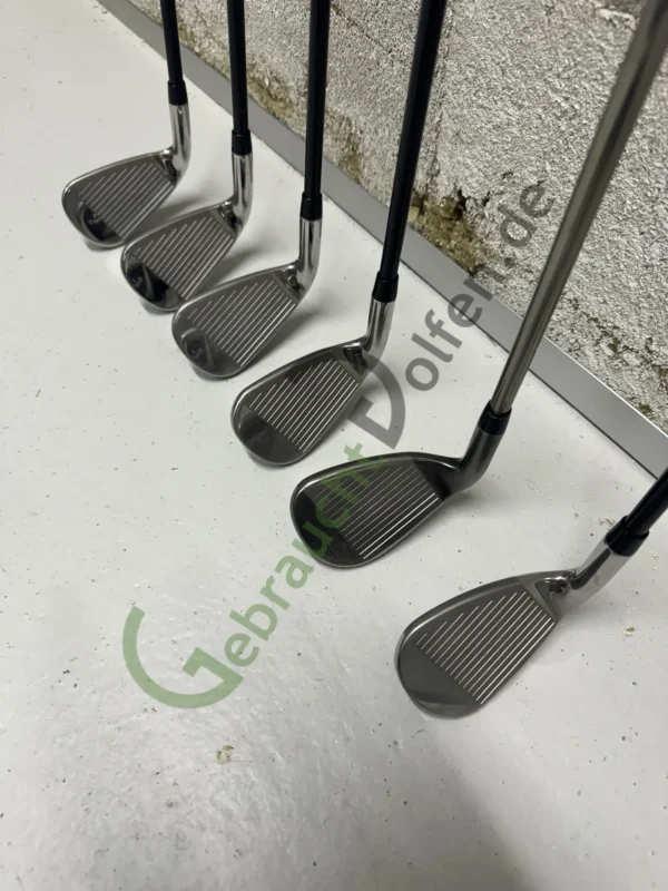 Callaway Warbird Eisensatz 5-PW, Rechts RH, Regular-Flex, Graphit – Bild 2